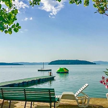 Lovely Stacaravan In Tuoro Sul Trasimeno Villa Exterior photo